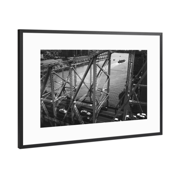 Poster mit Rahmen Schwarz (Metallic) "QUEENSBORO BRIDGE, NYC 3" artboxONE - Städte / New York,Reise,Schwarzweiß,Architektur,Reise / Länder