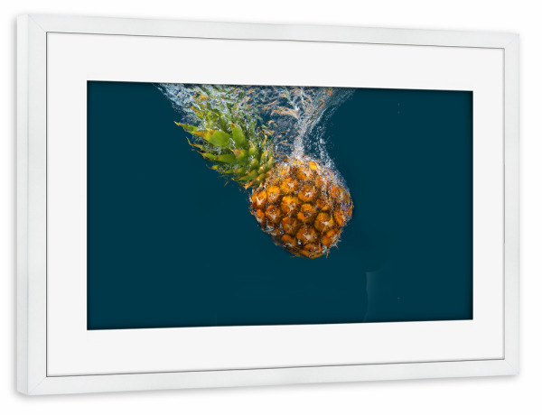 Poster mit Rahmen weiß "Tropical Pineapple Photo" artboxONE - Essen & Trinken / Obst & Gemüse