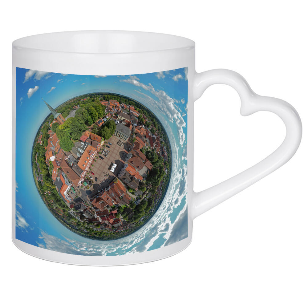 Herztasse "Esens - Marktplatz Planet" artboxONE - Städte,Reise,Architektur,Reise / Strand und Meer,Städte / Weitere