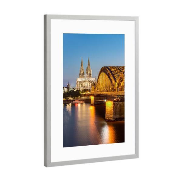 Poster mit Rahmen Silber "Ein Sommerabend in Köln" artboxONE - Städte / Köln,Reise,Architektur