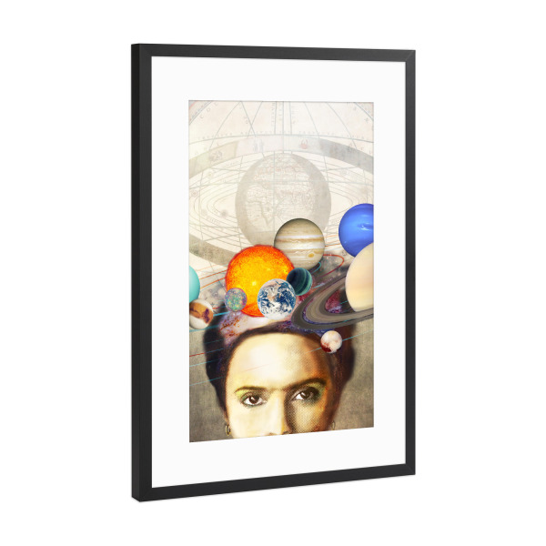 Poster mit Rahmen Schwarz (Metallic) "Frida In Space" artboxONE - Menschen,Galaxy