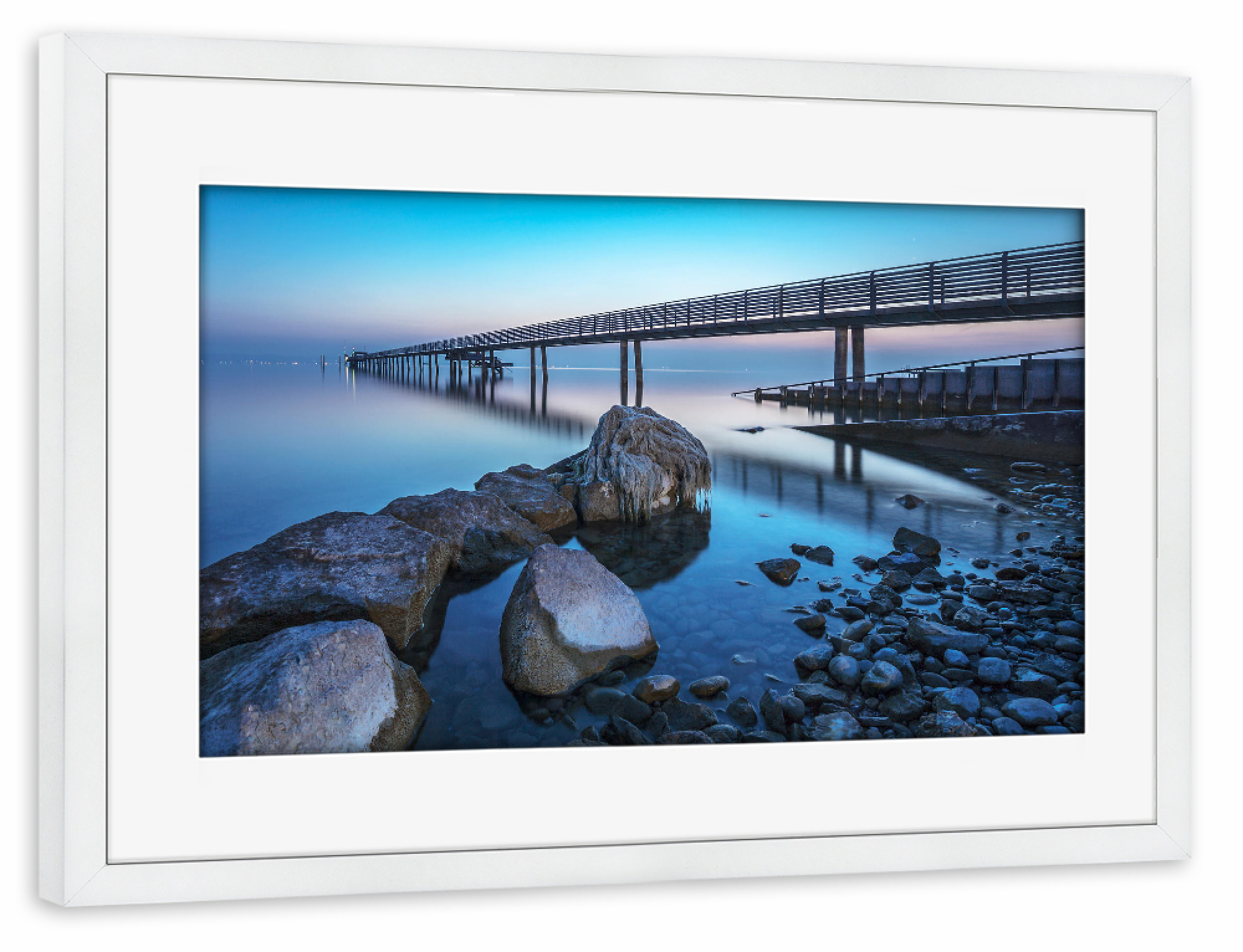 Poster mit Rahmen weiß "Bodensee" artboxONE - Natur - Bodensee,Blau,See,Wasser,Altnau,Steg