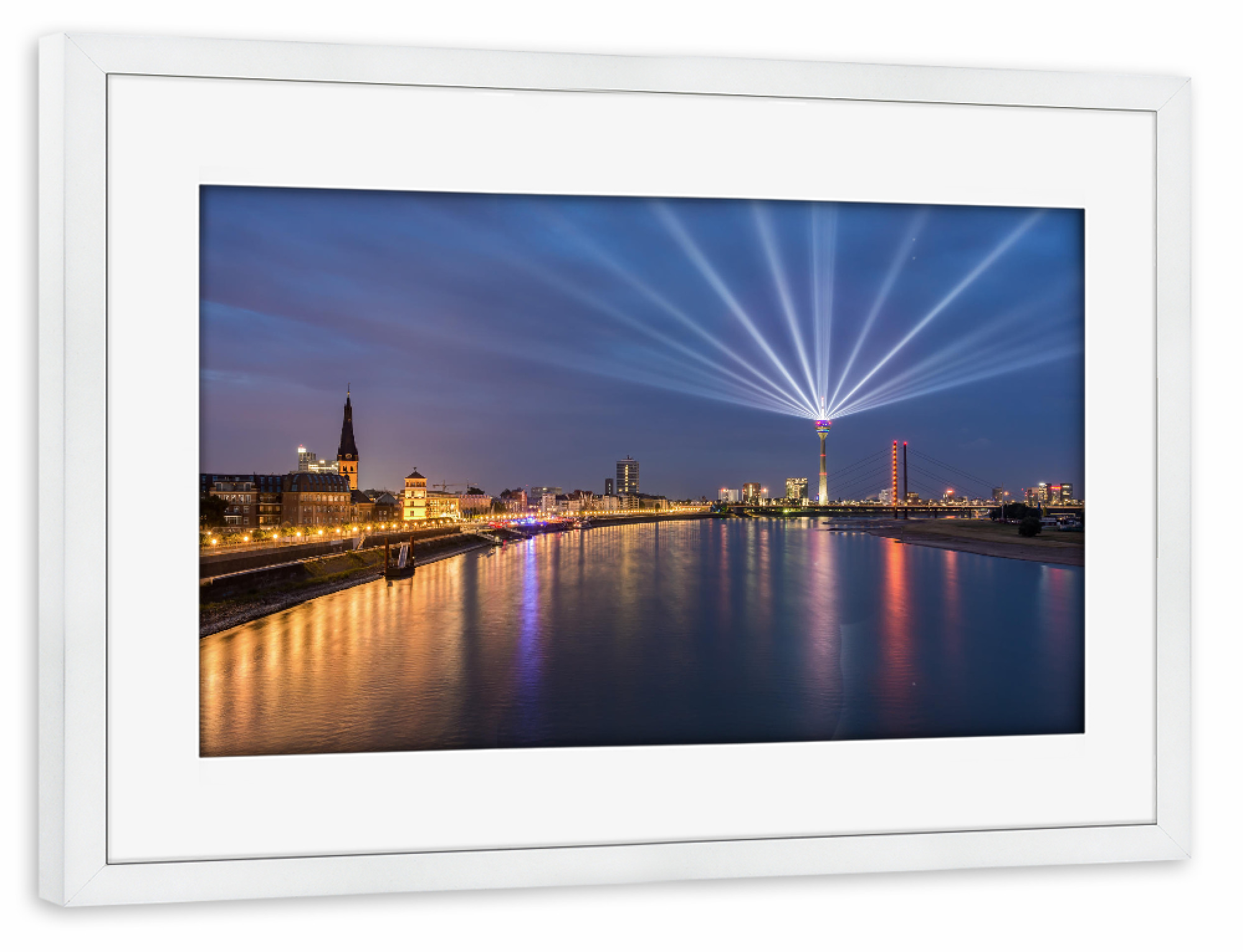 Poster mit Rahmen weiß "Düsseldorf Skyline 4" artboxONE - Reise,Städte / Düsseldorf