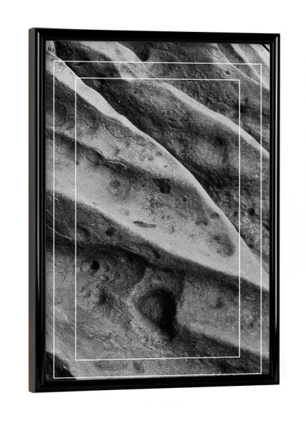 Poster mit schwarzem Rahmen "Stones" artboxONE - Natur,Reise,Abstrakt,Schwarzweiß,Reise / Strand und Meer