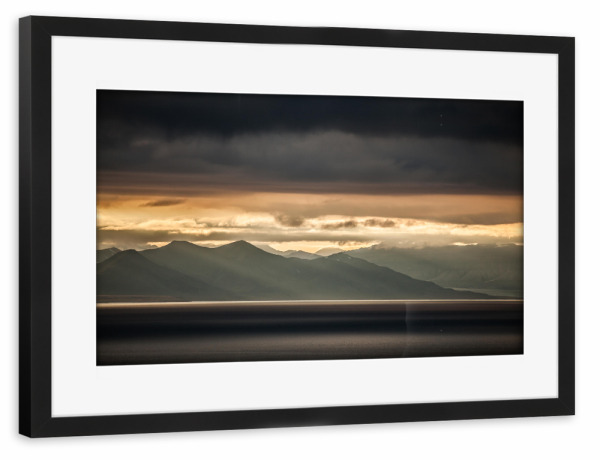 Poster mit Rahmen schwarz "Svalbard Sunset" artboxONE - Natur