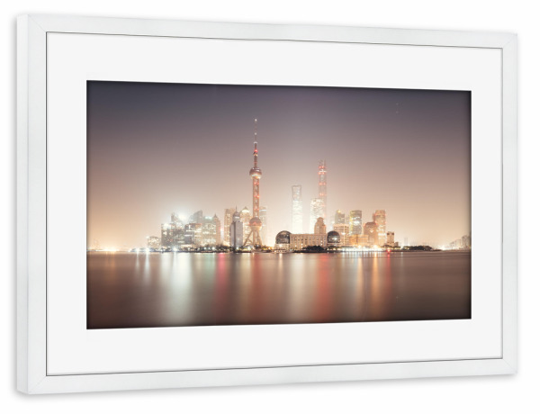 Poster mit Rahmen weiß "PUDONG #2" artboxONE - Städte,Architektur,Reise / Asien,Städte / Shanghai - Shanghai,Skyline,China,Nacht,Lichter,Hell
