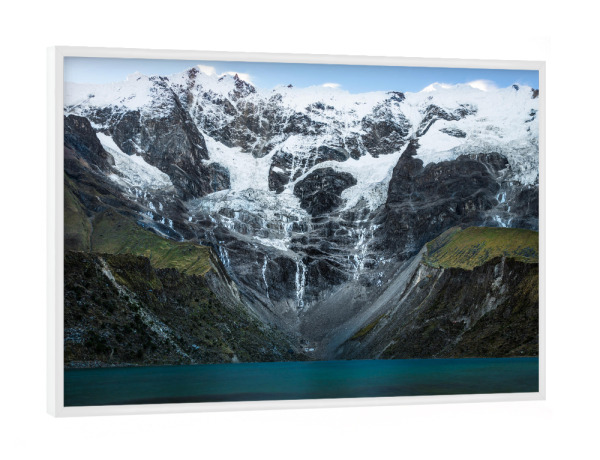 Poster mit weißem Rahmen "Laguna Humantay" artboxONE - Natur,Reise - See,Berge,Peru,Lake,Mountain