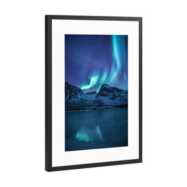 Poster mit Rahmen Schwarz (Metallic) "Arctic Night" artboxONE - Natur - Nordlicht,Polarlicht,Norwegen,Norway,Berg