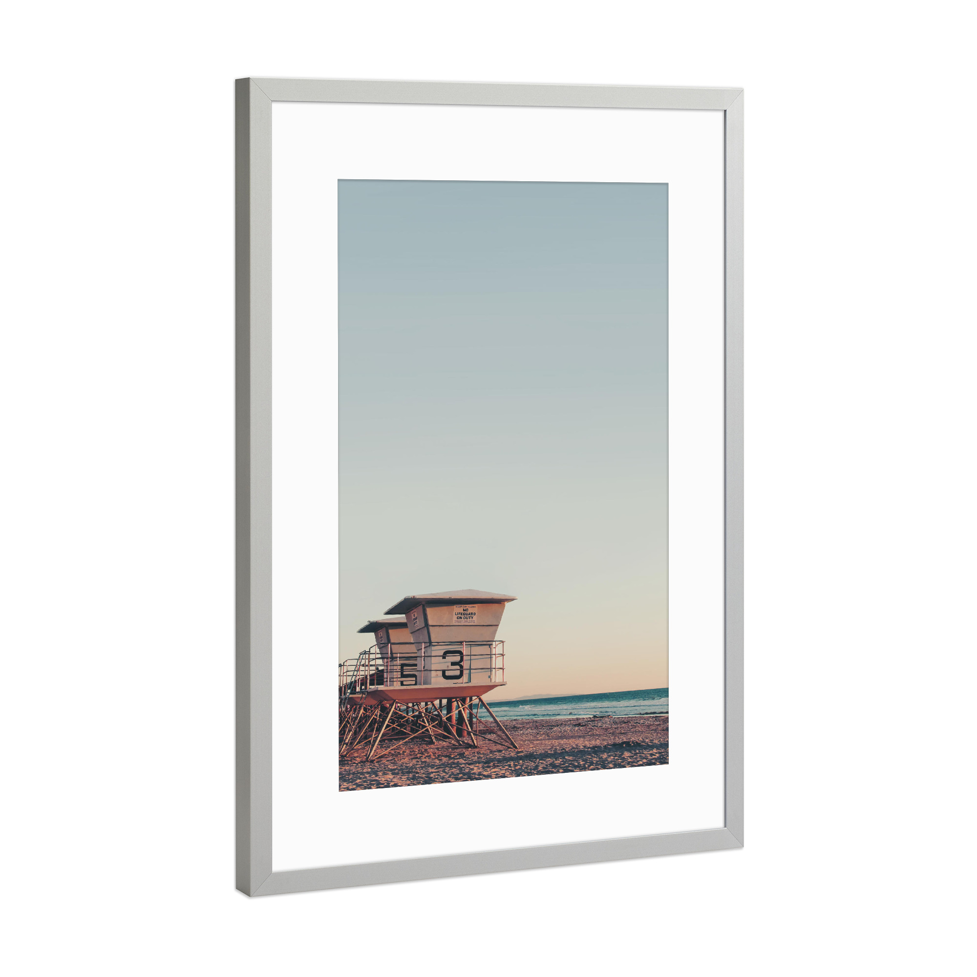 Poster mit Rahmen Silber "Coastal Beach Guard House" artboxONE - Reise,Reise / Strand und Meer - Coastal,Guard house,Sea,Beach,Ocean,Meer,Strand