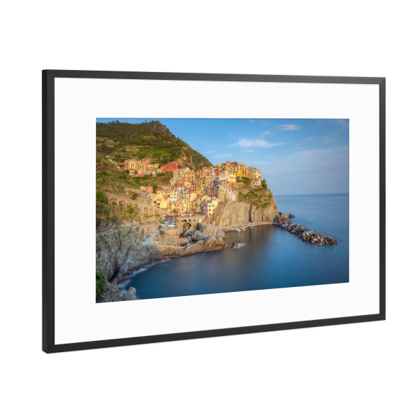 Poster mit Rahmen Schwarz (Metallic) "Manarola, Cinque Terre" artboxONE - Reise,Reise / Strand und Meer,Reise / Länder