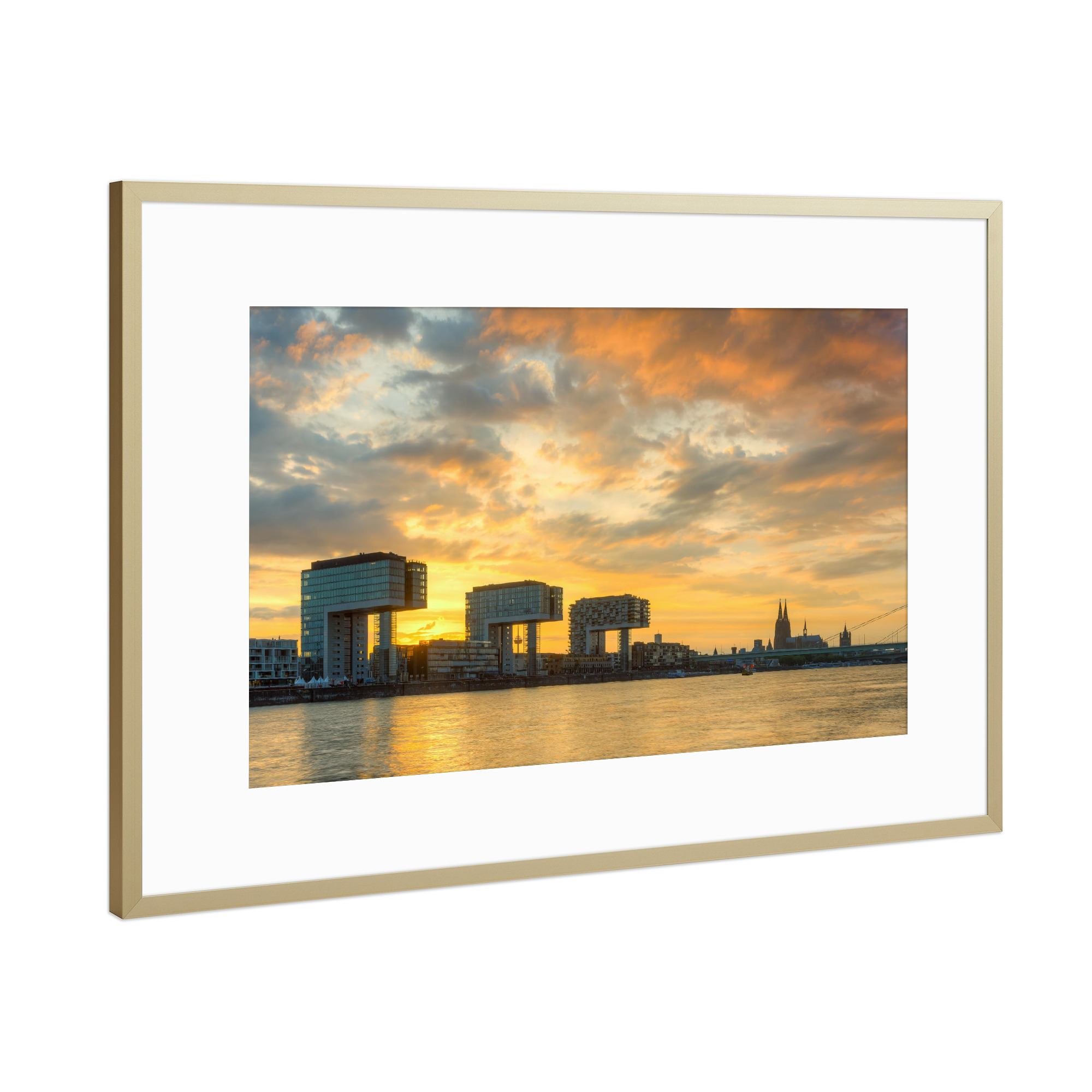 Poster mit Rahmen Gold "Köln in Flammen" artboxONE - Städte,Städte / Köln,Architektur - Köln,Rhein,Sonnenuntergang,Kranhäuser