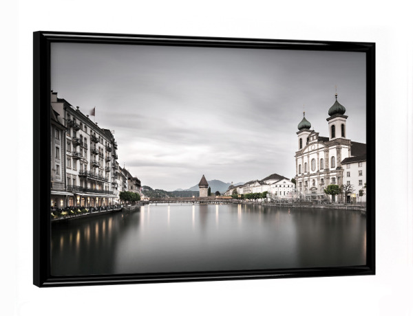 Poster mit schwarzem Rahmen "Kapellbrücke, Luzern" artboxONE - Städte / Weitere - Luzern,Schweiz,Stadt,Fluss