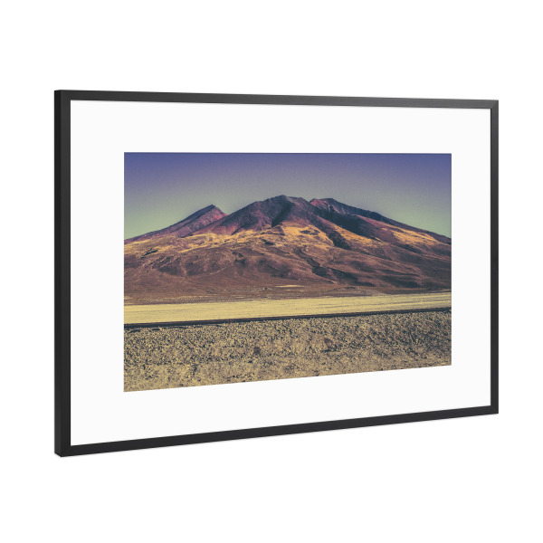 Poster mit Rahmen Schwarz (Metallic) "Mountain in the desert" artboxONE - Natur,Reise - Mountain,Desert,Vulkan