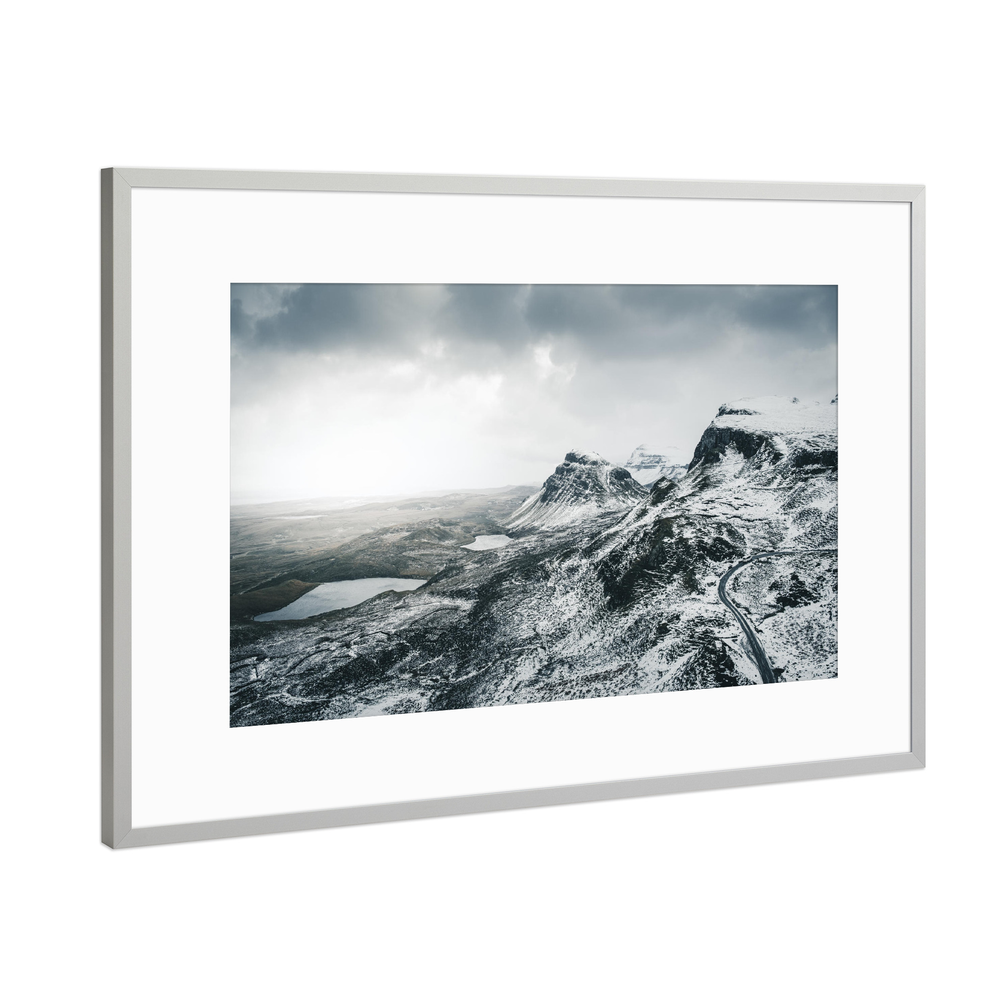 Poster mit Rahmen Silber "Winterliches Quiraing / Schottland" artboxONE - Natur,Reise - Schottland,Berg,Straße