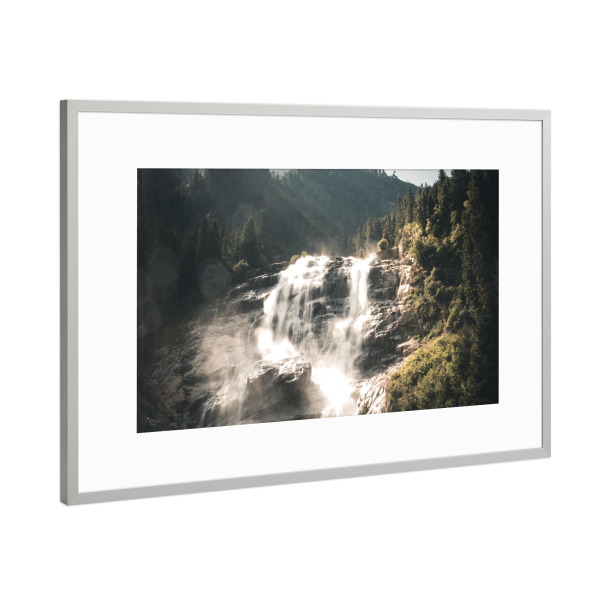 Poster mit Rahmen Silber "Alpenwasserfall" artboxONE - Natur - Wasserfall,Berge,Alpen,Wald,Bäume