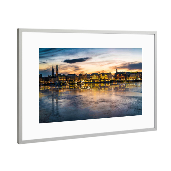 Poster mit Rahmen Silber "Hamburg Germany Skyline at Dusk" artboxONE - Städte / Hamburg - Hamburg,Germany,Skyline
