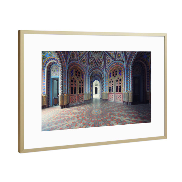 Poster mit Rahmen Gold "In my Dreams" artboxONE - Architektur - Lostplaces,Lost place,Schloss,Architektur,Verlassene orte