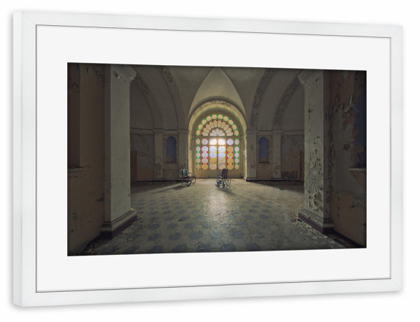 Poster mit Rahmen weiß "Lost Souls" artboxONE - Architektur - Lostplaces,Lost place,Architektur,Eingangshalle,Verlassene orte