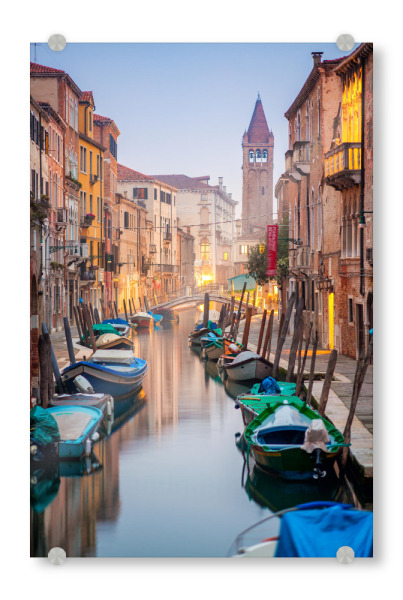 Acrylglasbild "Kanal in Venedig, Italien" artboxONE - Städte,Reise,Architektur,Städte / Venedig - Venedig,Italien,Kanal,Wasser,Boot