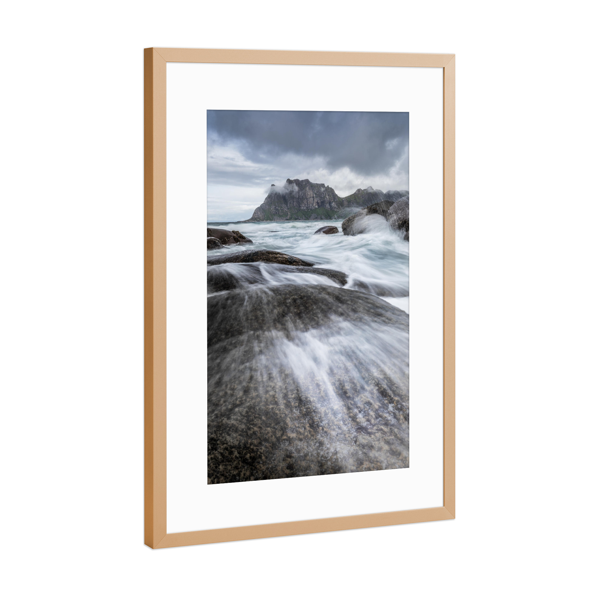 Poster mit Rahmen Kupfer "Lofotenküste" artboxONE - Reise - Lofoten,Uttakleiv,Norwegen