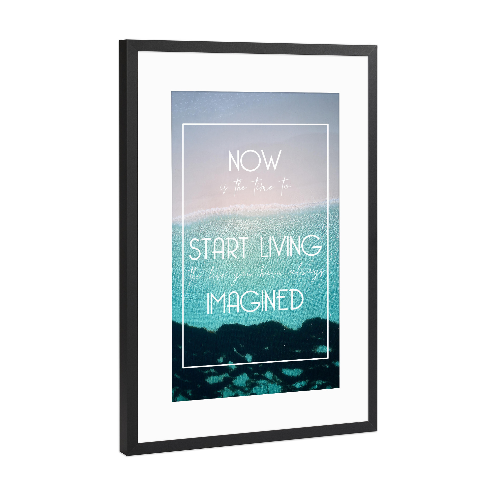 Poster mit Rahmen Schwarz (Metallic) "Now Is The Time" artboxONE - Typografie,Reise,Reise / Strand und Meer,Reise / Länder