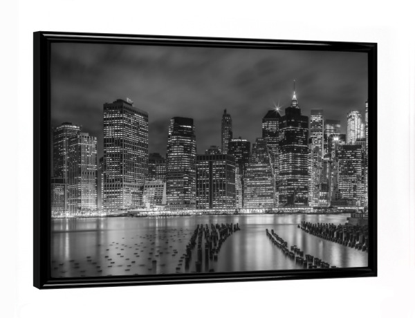 Poster mit schwarzem Rahmen "MANHATTAN Monochrome Impression" artboxONE - Städte / New York,Schwarzweiß - New york,Skyline,Nachtaufnahme