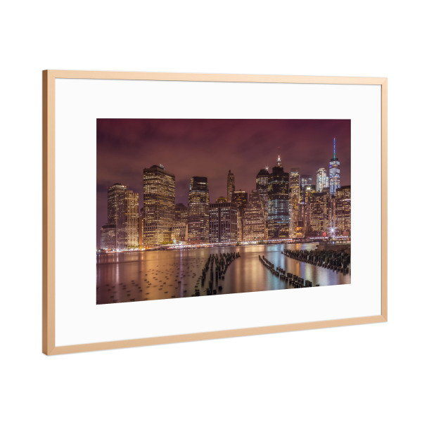 Poster mit Rahmen Kupfer "NEW YORK CITY Abendimpression" artboxONE - Städte / New York - Skyline,Manhattan,Nachtaufnahme