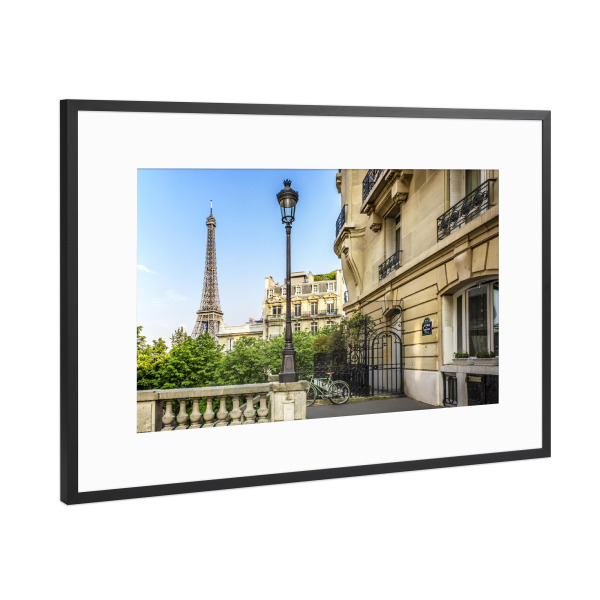 Poster mit Rahmen Schwarz (Metallic) "Pariser Charme" artboxONE - Städte / Paris - Paris,Eiffelturm,Stadtansicht