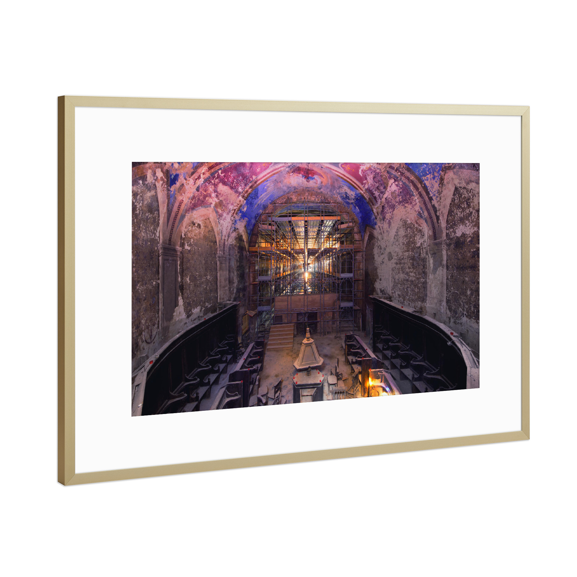 Poster mit Rahmen Gold "Prayer in Decay" artboxONE - Architektur