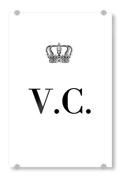 Acrylglasbild "King VC" artboxONE - Schwarzweiß,Buchstaben