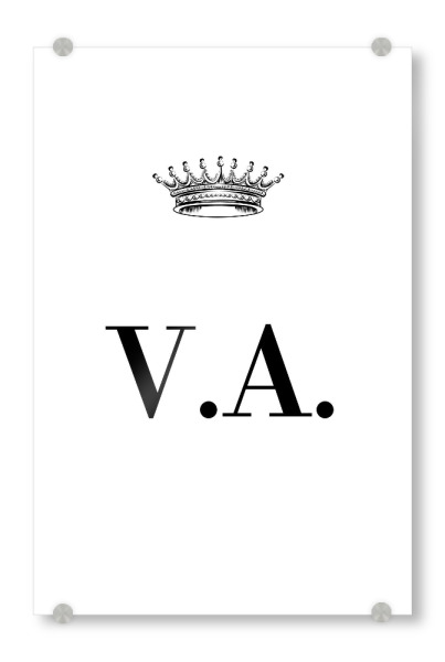 Acrylglasbild "Queen VA" artboxONE - Schwarzweiß,Buchstaben