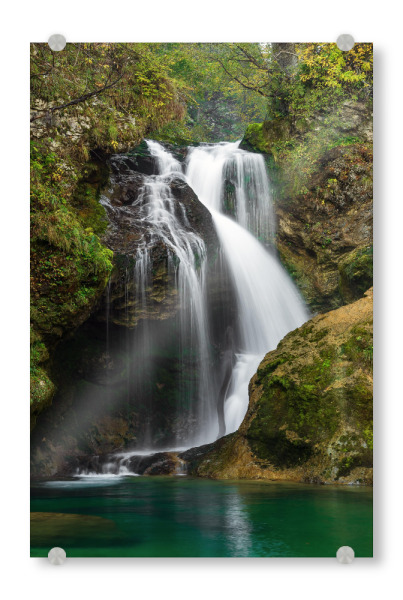 Acrylglasbild "Wasserfall Šum in Slowenien" artboxONE - Natur,Reise / Länder - Wasserfall,See,Natur