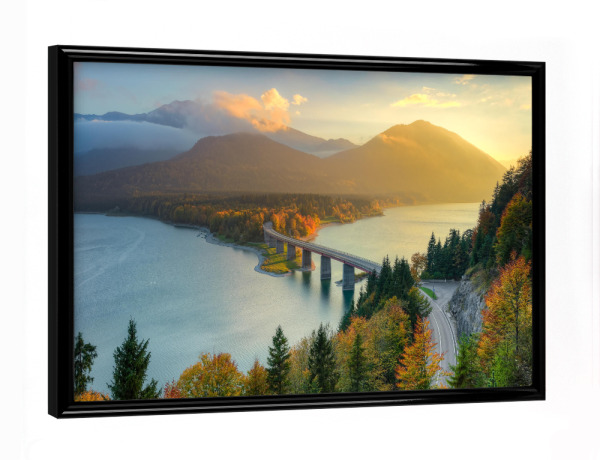Poster mit schwarzem Rahmen "Herbst am Sylvensteinsee" artboxONE - Natur - Bayern,Alpen,Berge