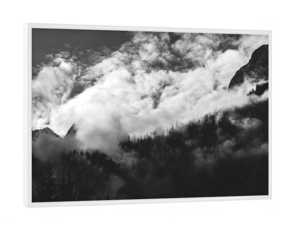 Poster mit weißem Rahmen "Zugspitzarena im Nebel" artboxONE - Natur,Reise,Schwarzweiß