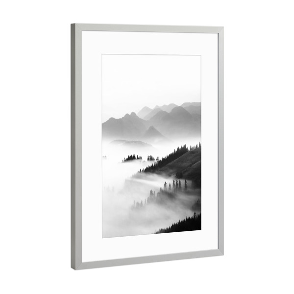 Poster mit Rahmen Silber "Morning Sun BW" artboxONE - Natur,Reise,Schwarzweiß - Mountains,Black and white,Forest,Sun,Sun rays,Sunset