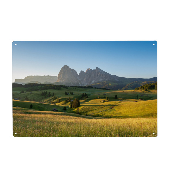Metall Poster "Seiser Alm - Alpe di Siusi" artboxONE - Natur - Dolomiten,Alpen,Italien,Seiser alm,Langkofel,Plattkofel,Sassolungo - Blechschild