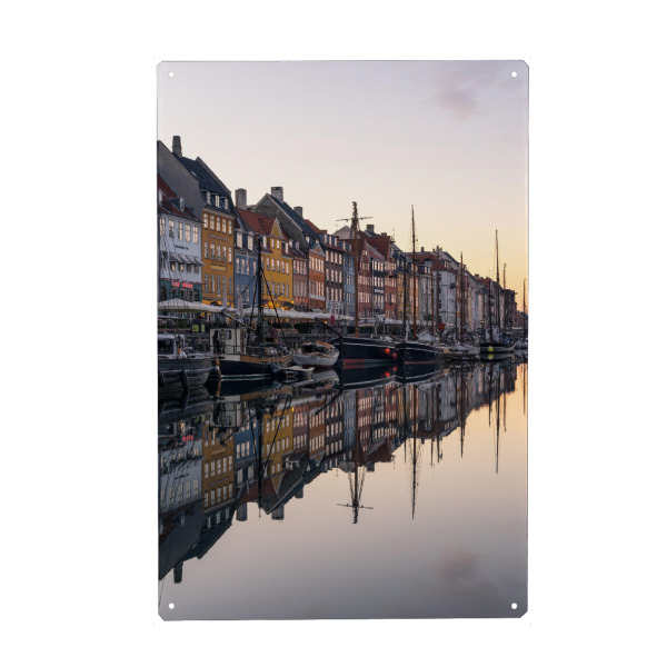 Metall Poster "Nyhavn at Sunrise, Copenhagen" artboxONE - Architektur,Städte / København - Copenhagen,Denmark,Nyhavn,Boats,Sunrise,Scandinavia