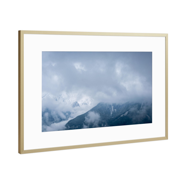 Poster mit Rahmen Gold "Berge und Wolken" artboxONE - Natur - Alpen,Ramsau,Berchtesgaden,Berchtesgadener land,Deutschland,Bayern,Winter