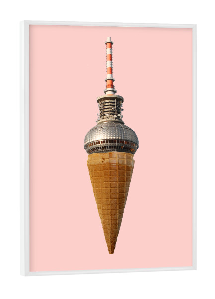 Poster mit weißem Rahmen "Alex in der Waffel" artboxONE - Städte / Berlin,Essen & Trinken