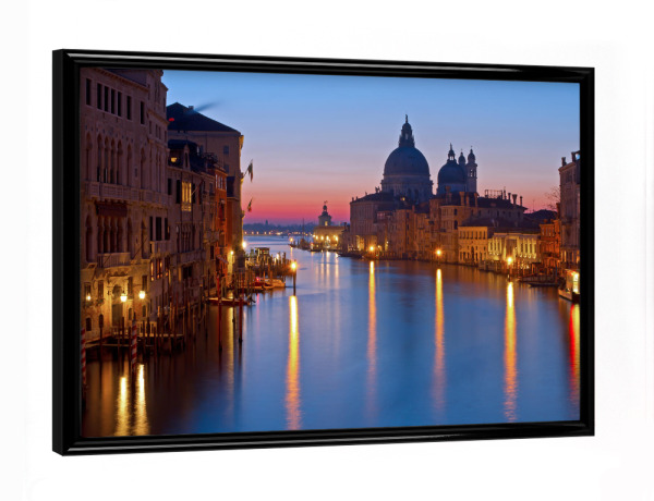 Poster mit schwarzem Rahmen "Sonnenaufgang in Venedig" artboxONE - Städte / Venedig