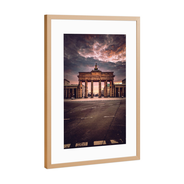 Poster mit Rahmen Kupfer "Brandenburger Tor Drama" artboxONE - Städte / Berlin,Reise