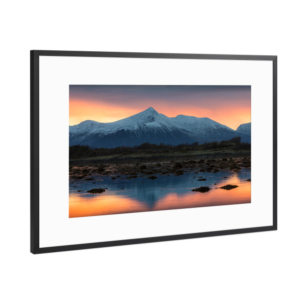 Poster mit Rahmen Schwarz (Metallic) "The Sunrise" artboxONE - Natur - Norwegen,Sonnenaufgang,Vesteralen