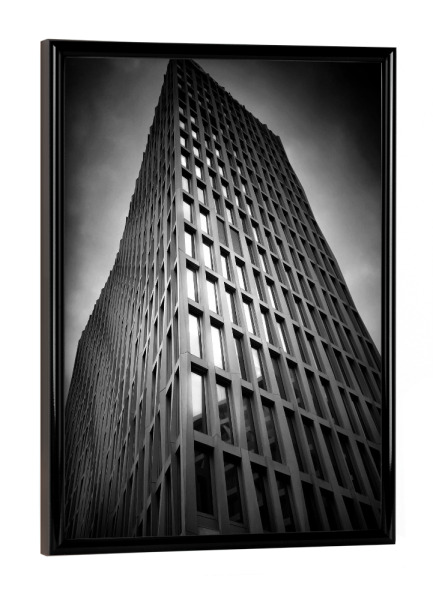 Poster mit schwarzem Rahmen "The Tower of Berlin" artboxONE - Städte / Berlin,Schwarzweiß,Architektur - Berlin,Architetektur,Gebäude