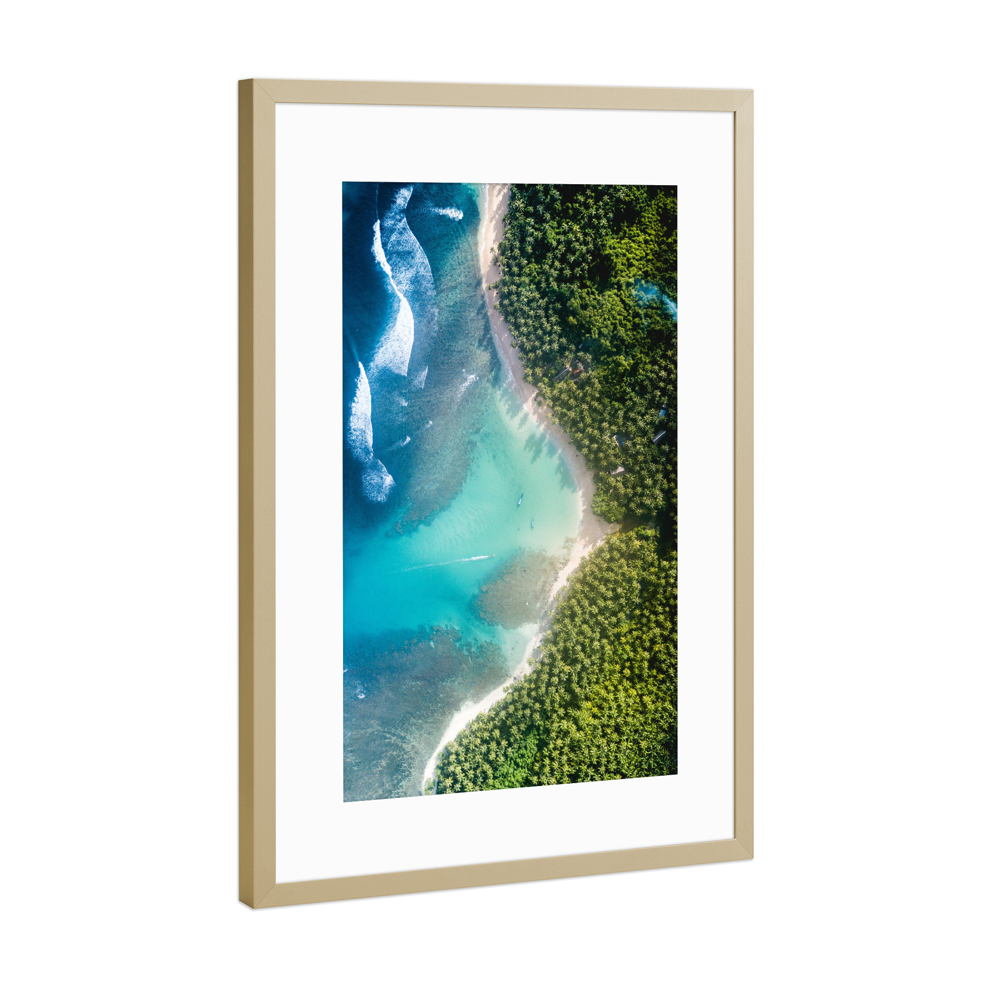 Poster mit Rahmen Gold "Beach Drone" artboxONE - Reise,Reise / Strand und Meer - Strand,Meer,Ocean,Drohne,Drohnenaufnahme,Vogelperspektive