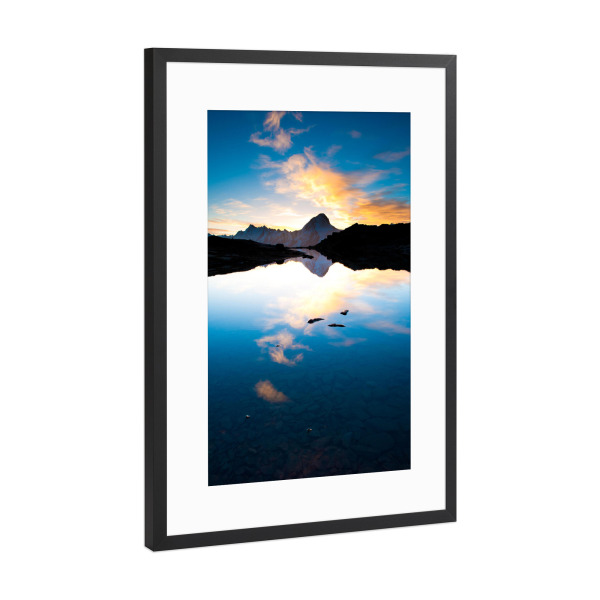 Poster mit Rahmen Schwarz (Metallic) "Bietschorn sunrise" artboxONE - Natur