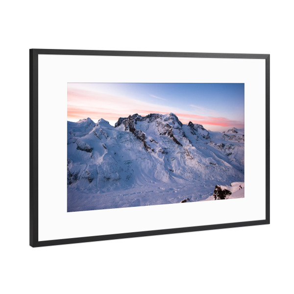 Poster mit Rahmen Schwarz (Metallic) "Breithorn at sunrise" artboxONE - Natur