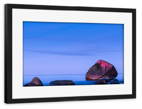 Poster mit Rahmen schwarz "Baltic Rock" artboxONE - Natur