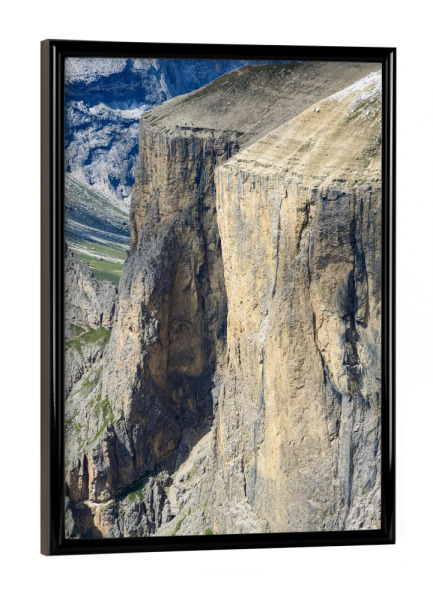 Poster mit schwarzem Rahmen "Massive cliffs at Sella" artboxONE - Natur