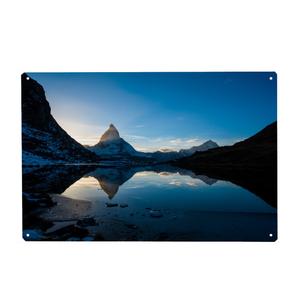 Holzbild "Matterhorn from Riffelsee" artboxONE - Natur