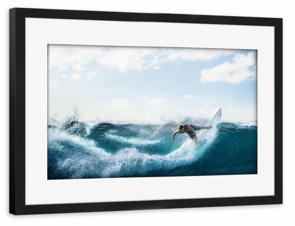 Poster mit Rahmen schwarz "Catching A Wave" artboxONE - Reise / Strand und Meer,Sport / Sommerspiele